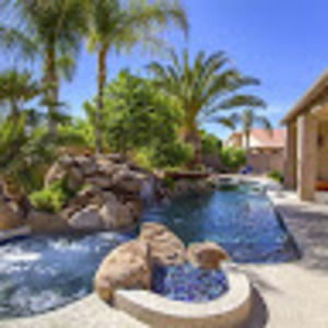 Meet your Posher, Tracey